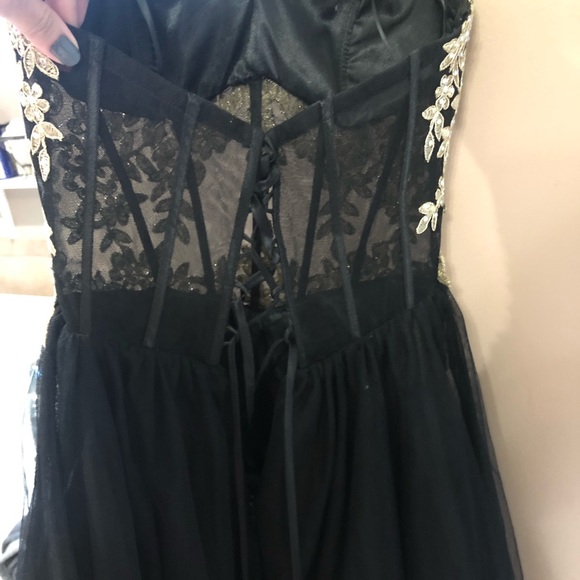 Gorgeous Blondie Nites corset HOCO dress, Size 1 - Picture 5 of 6